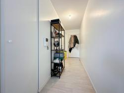  BREST : au dernier étage, beau studio 32,5m² avec balcon et parking privatif dans une résidence récente